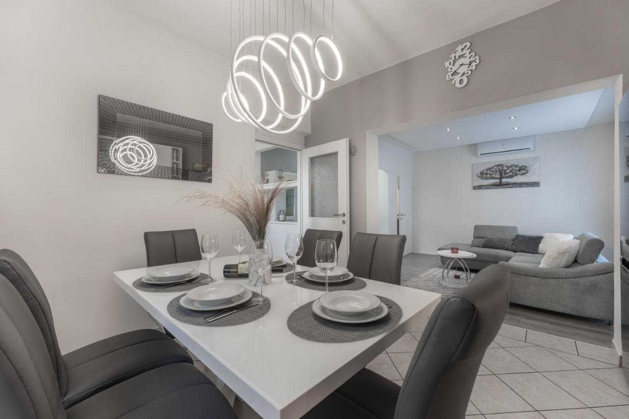 Apartman Lana Vidikovac ซาดาร์ ภายนอก รูปภาพ