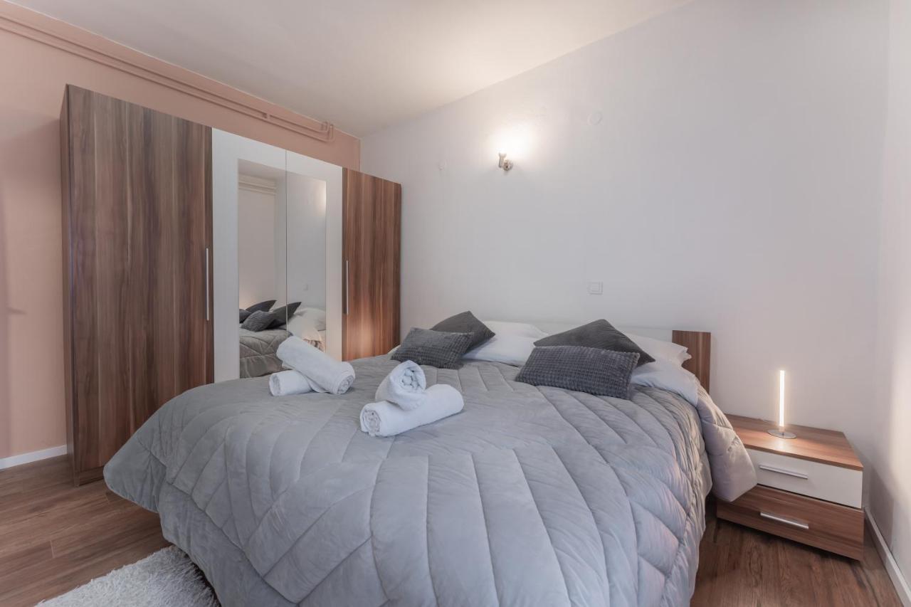 Apartman Lana Vidikovac ซาดาร์ ภายนอก รูปภาพ