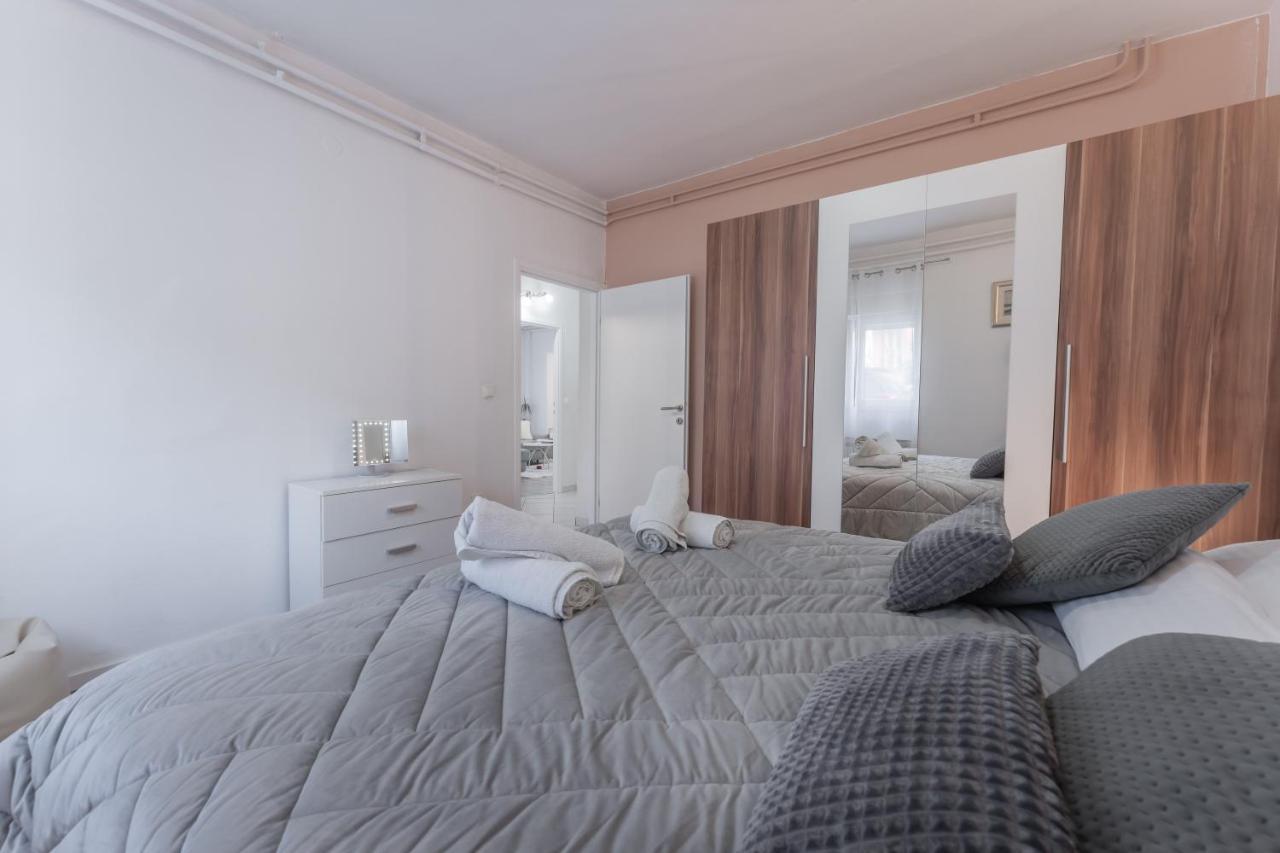 Apartman Lana Vidikovac ซาดาร์ ภายนอก รูปภาพ