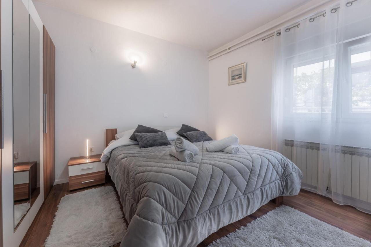 Apartman Lana Vidikovac ซาดาร์ ภายนอก รูปภาพ