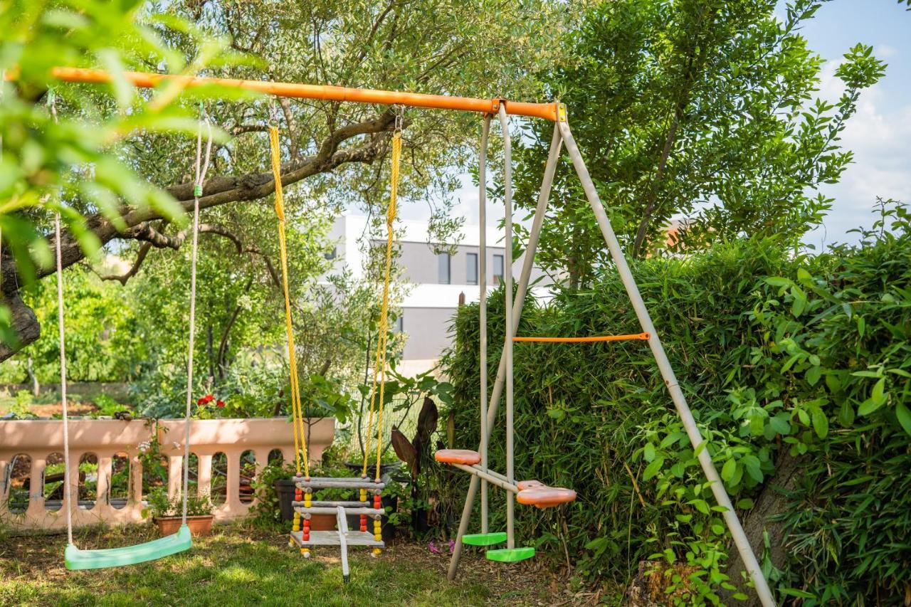 Apartman Lana Vidikovac ซาดาร์ ภายนอก รูปภาพ
